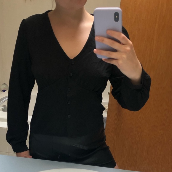BOOHOO BLACK BLOUSE - Picture 3 of 4